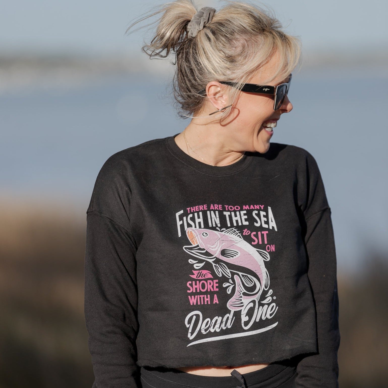 Pink Logo Vintage Black Cropped Sweatshirt